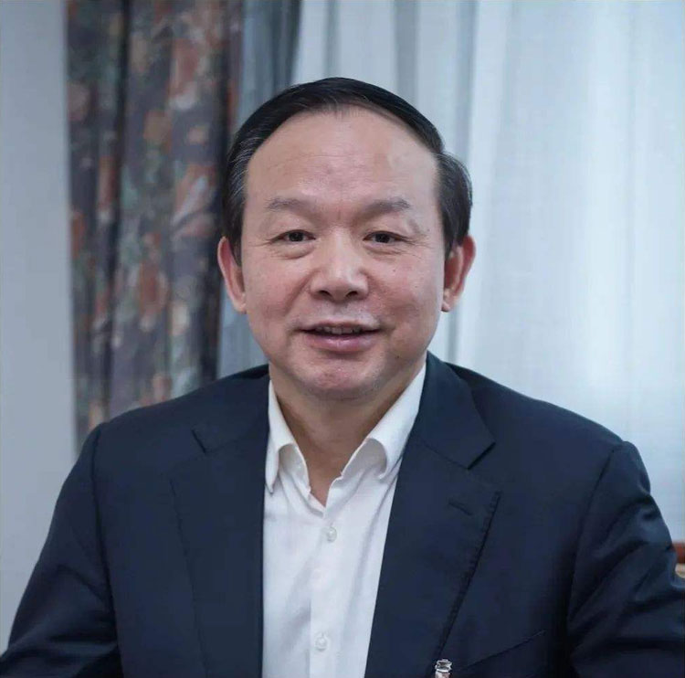 全國人大代表陳華元.jpg