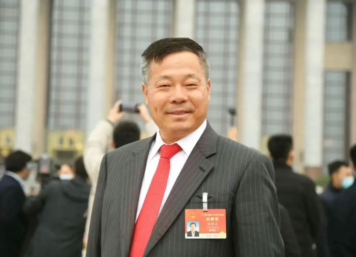 全國人大代表陳錦石.jpg
