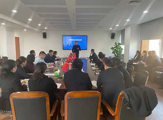 新媒體為企業品牌運營插上翅膀——記樸原國翠公司第四季度第五次“員工大講堂”